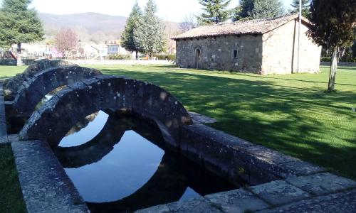 Fuente de la Reana