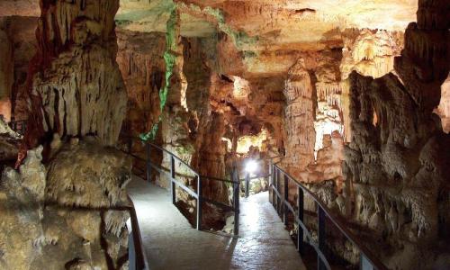 Cueva de los Franceses